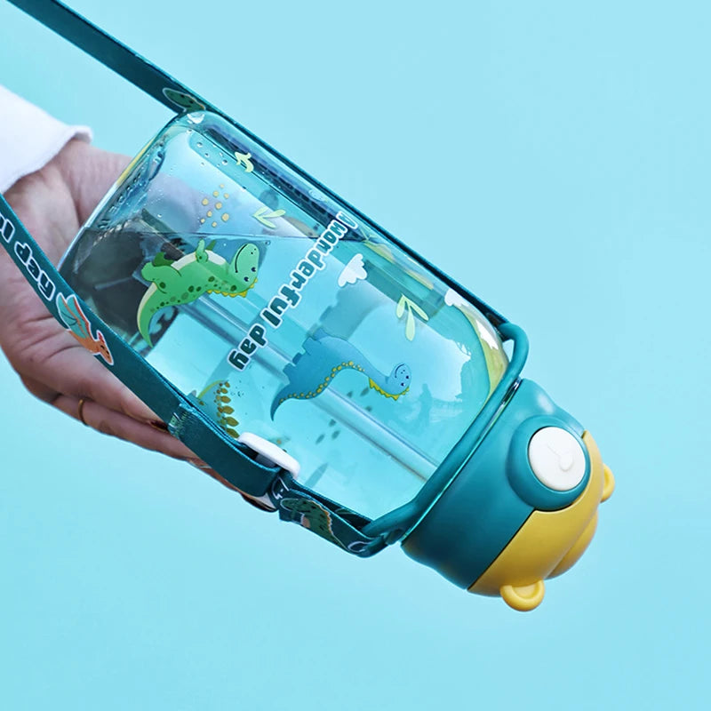 Kids Sippy Cup with Straw & Handle 650ml 2 Colors – front view