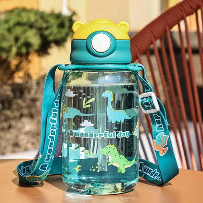 Kids Sippy Cup with Straw & Handle 650ml 2 Colors – front view
